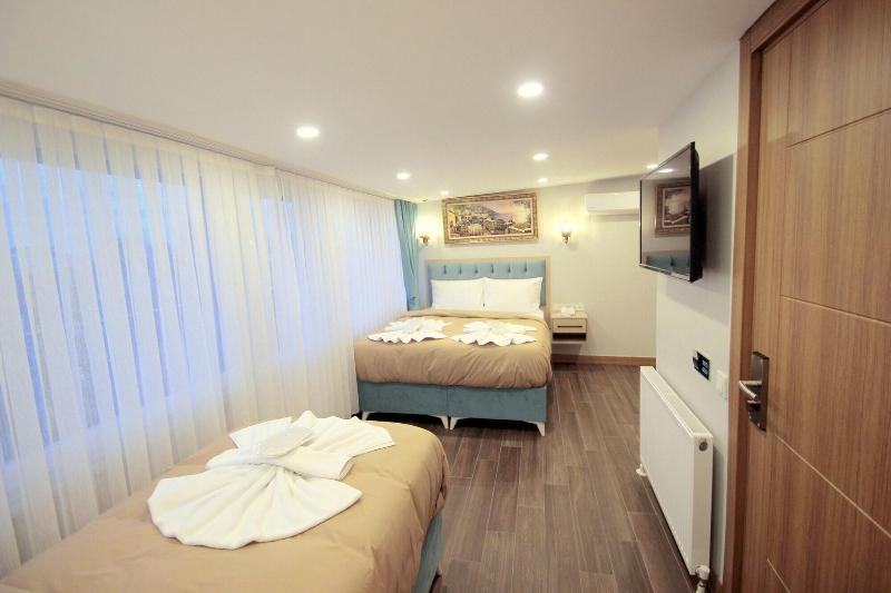 Hira Hotel image