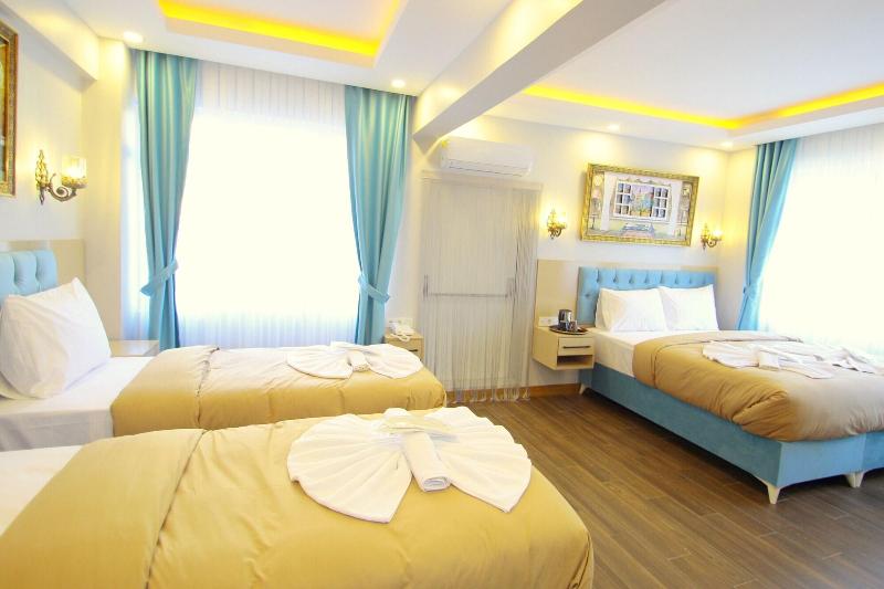 Hira Hotel image