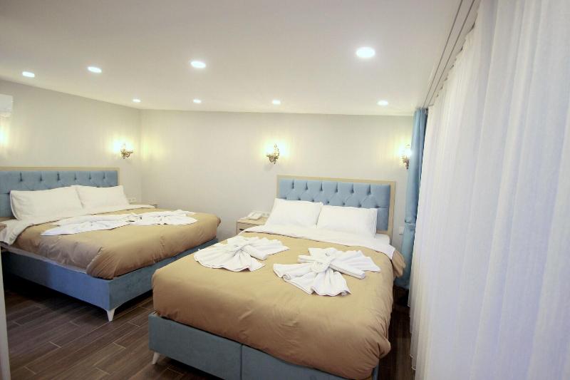 Hira Hotel image