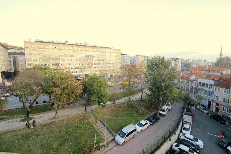 Hira Hotel image