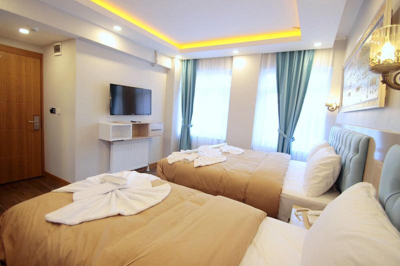 Hira Hotel image