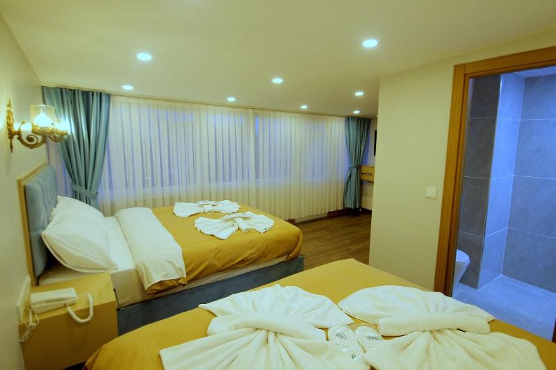Hira Hotel image