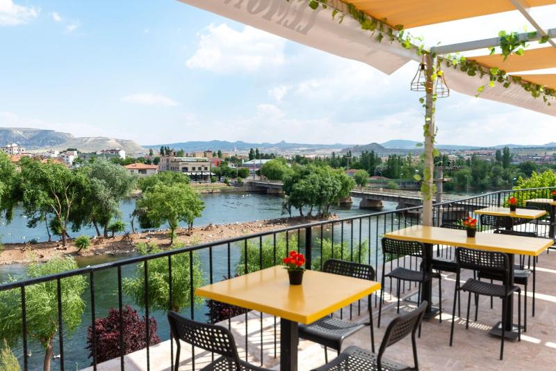 Lemon Cave Suites And Coffee House image