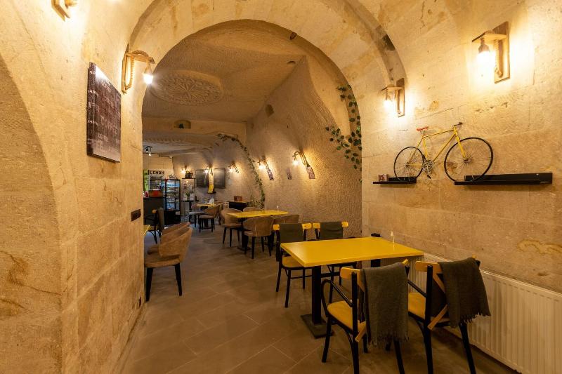 Lemon Cave Suites And Coffee House image
