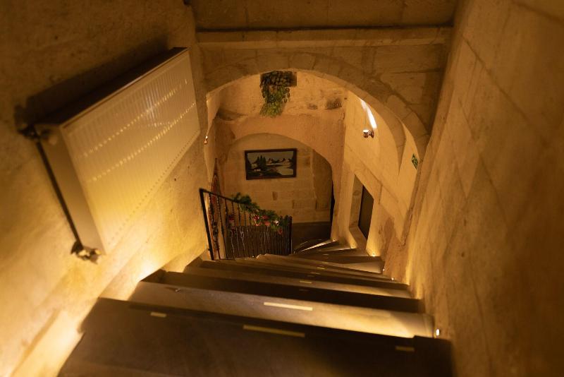 Lemon Cave Suites And Coffee House image