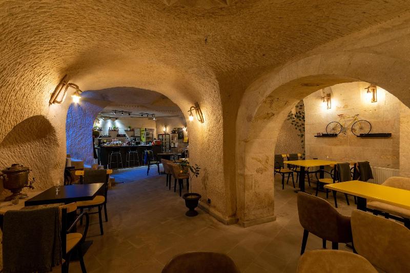 Lemon Cave Suites And Coffee House image