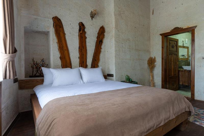 Lemon Cave Suites And Coffee House image
