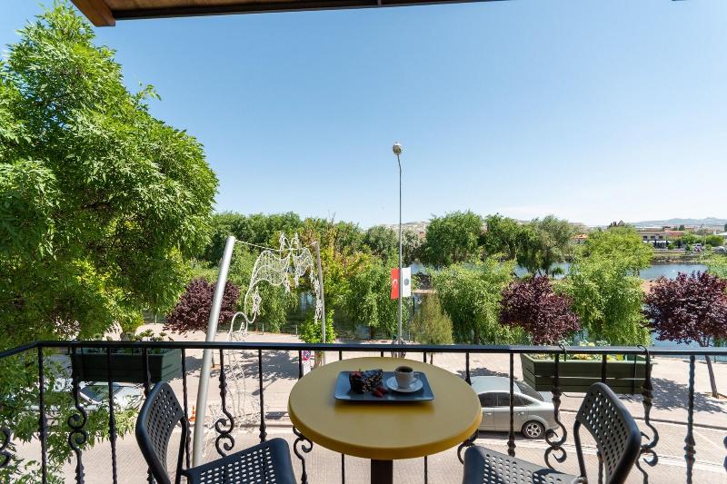 Lemon Cave Suites And Coffee House image