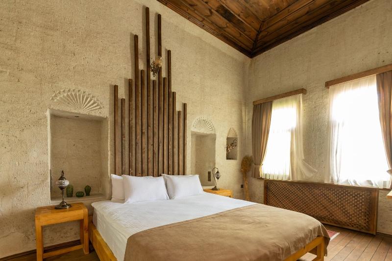 Lemon Cave Suites And Coffee House image