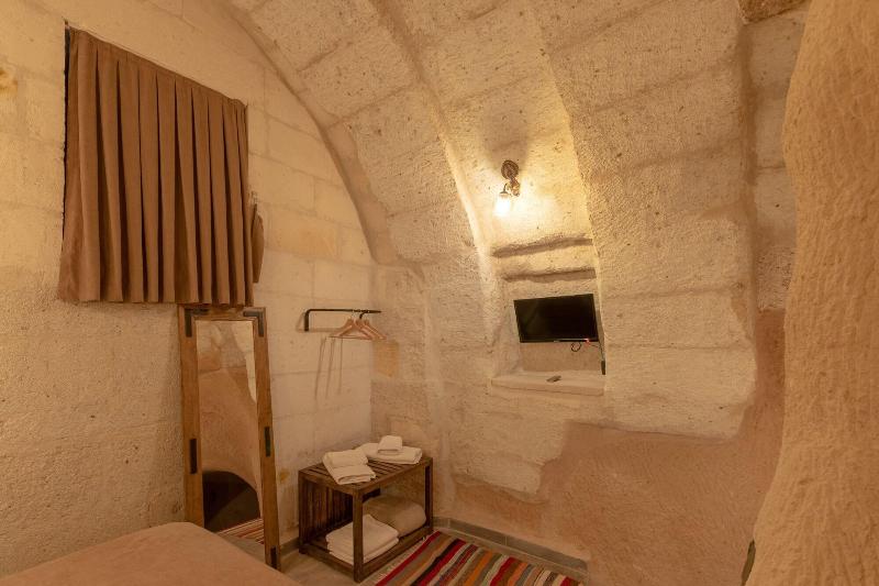 Lemon Cave Suites And Coffee House image