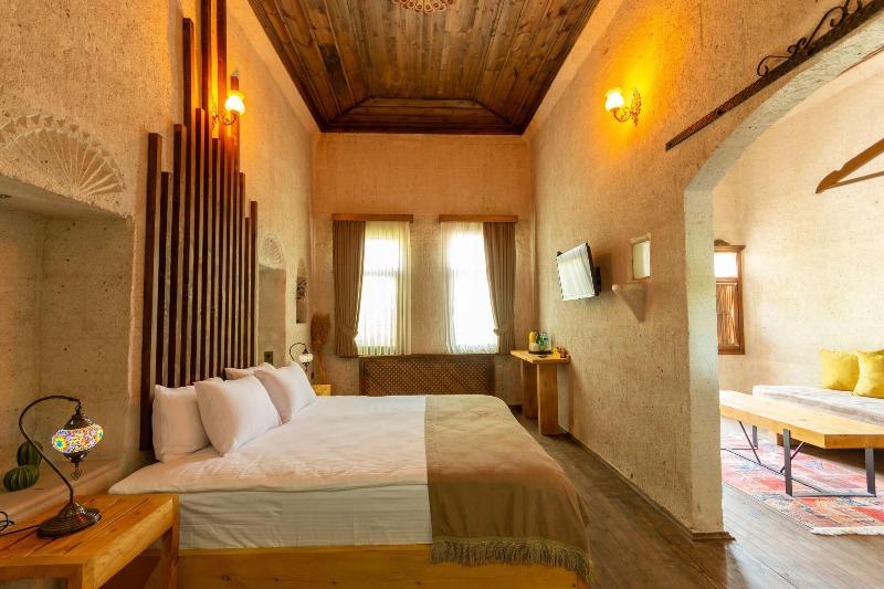 Lemon Cave Suites And Coffee House image