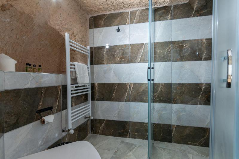 Lemon Cave Suites And Coffee House image