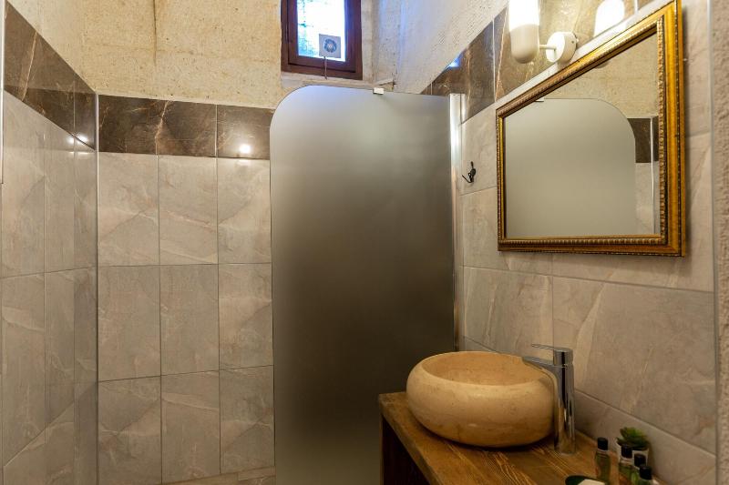 Lemon Cave Suites And Coffee House image