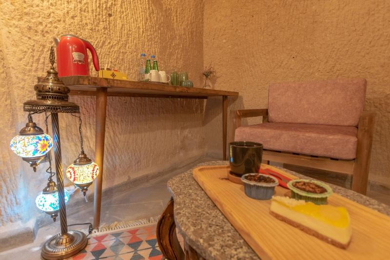 Lemon Cave Suites And Coffee House image