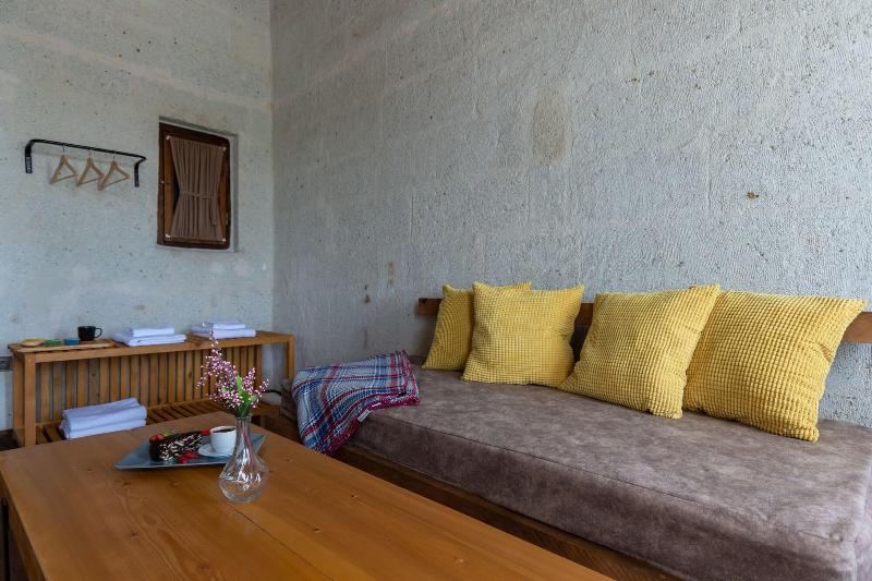 Lemon Cave Suites And Coffee House image