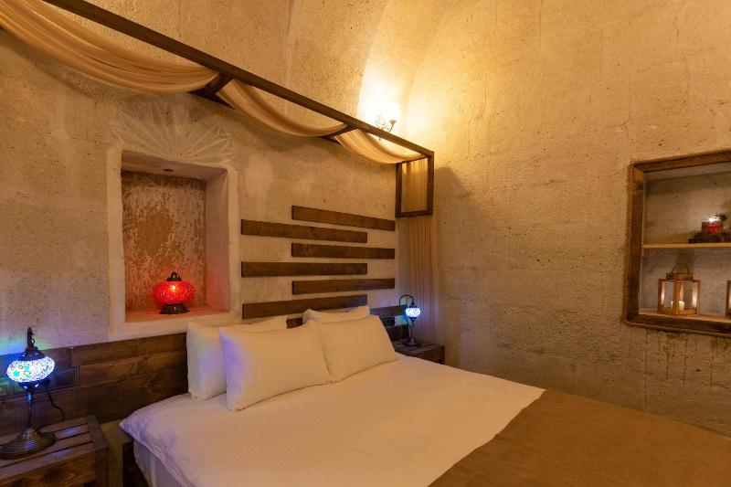 Lemon Cave Suites And Coffee House image