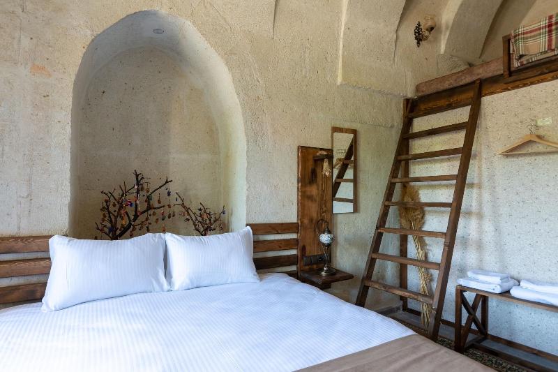 Lemon Cave Suites And Coffee House image