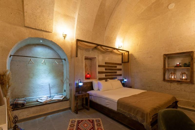 Lemon Cave Suites And Coffee House image