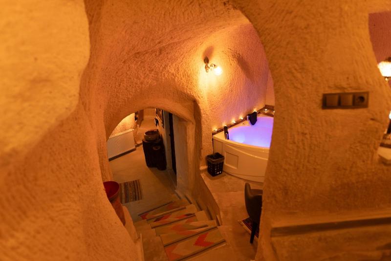 Lemon Cave Suites And Coffee House image