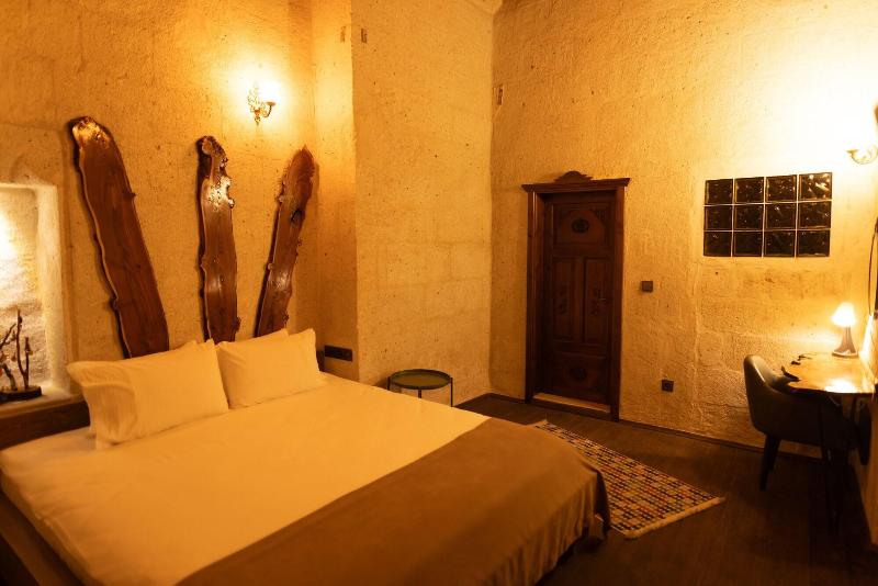 Lemon Cave Suites And Coffee House image