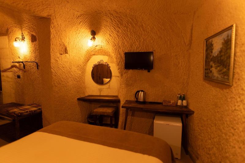 Lemon Cave Suites And Coffee House image