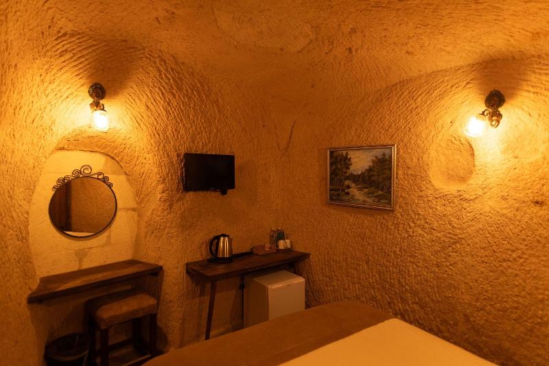 Lemon Cave Suites And Coffee House image