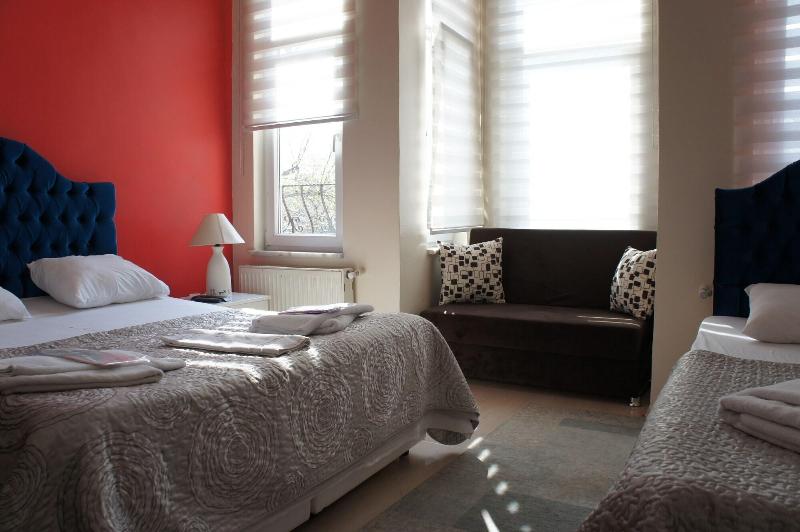 Bufes Hotel image