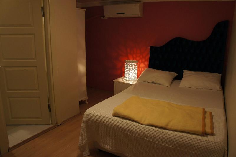 Bufes Hotel image