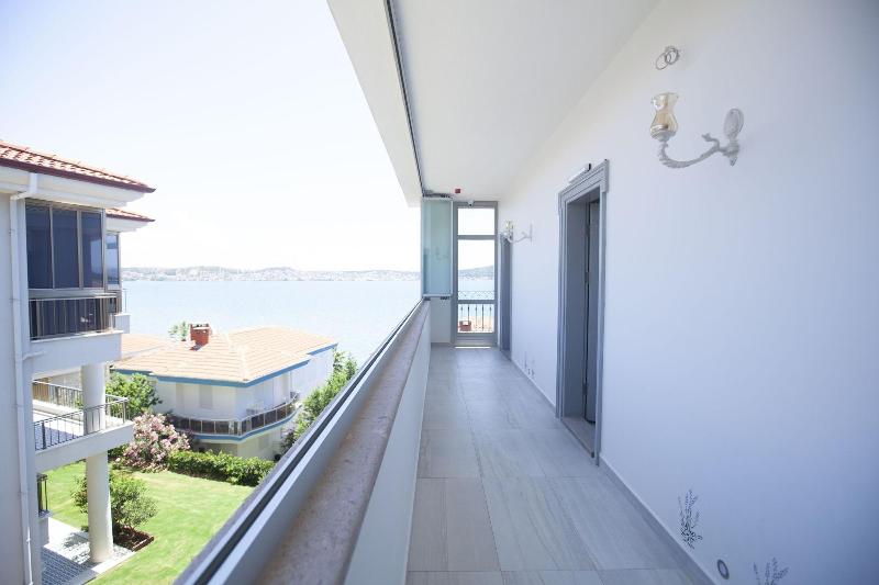 Efruze Otel — view