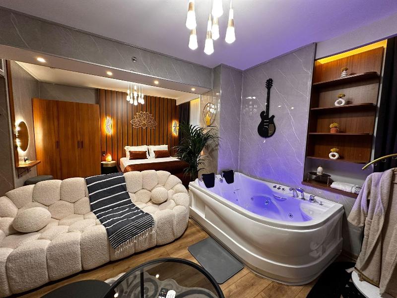 Sabiha Gokcen Hotel Istanbul Houses image