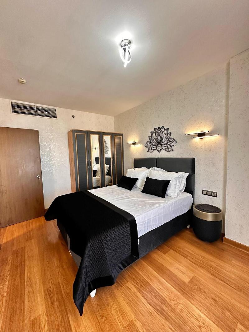 Sabiha Gokcen Hotel Istanbul Houses image