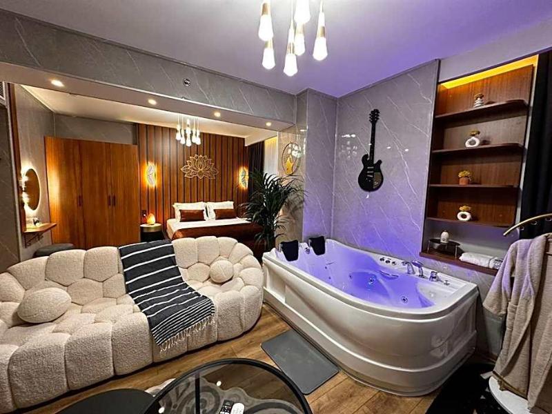 Sabiha Gokcen Hotel Istanbul Houses image