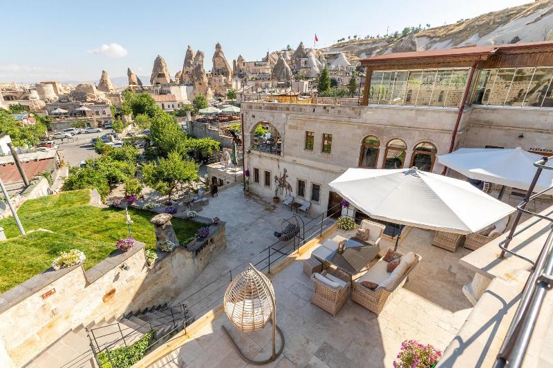 Helen Cave Suites image