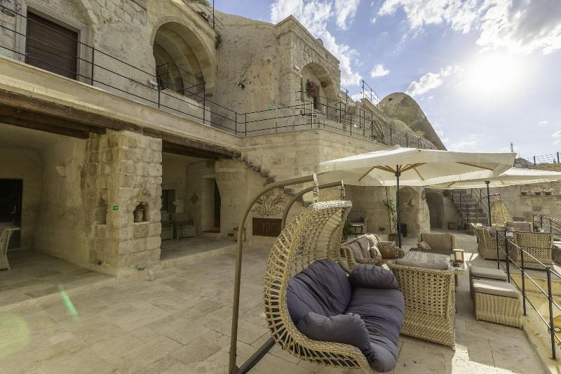 Helen Cave Suites image