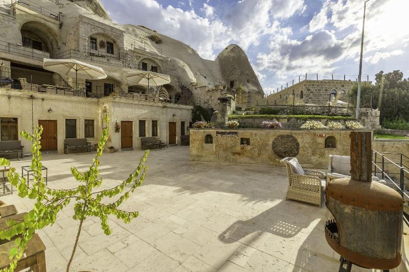 Helen Cave Suites image
