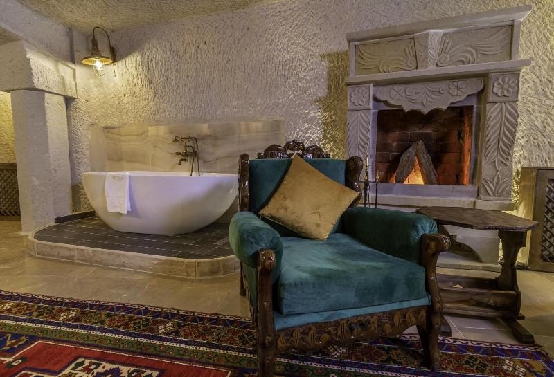 Helen Cave Suites image