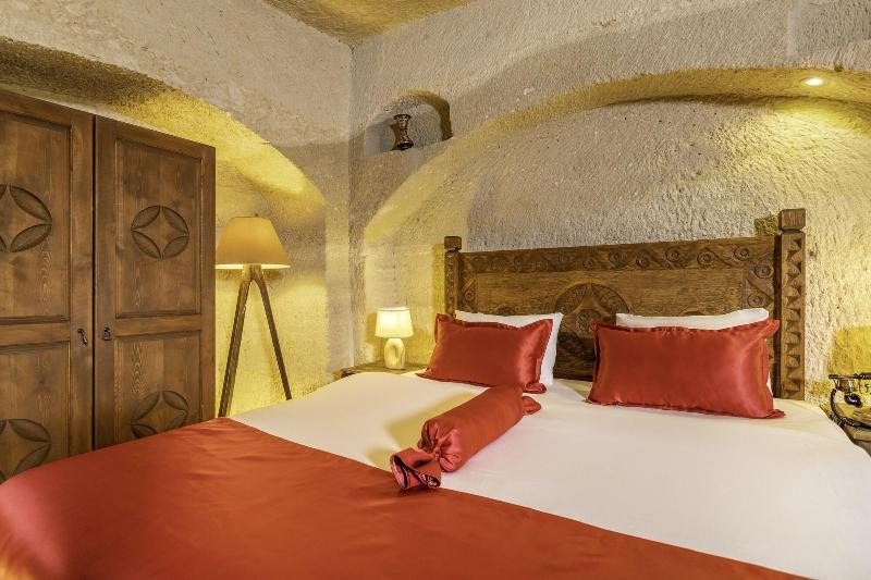 Helen Cave Suites image
