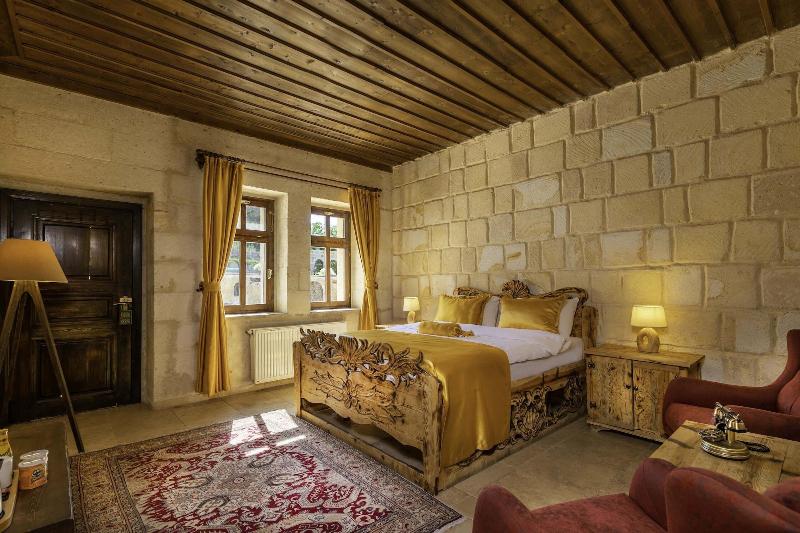Helen Cave Suites image