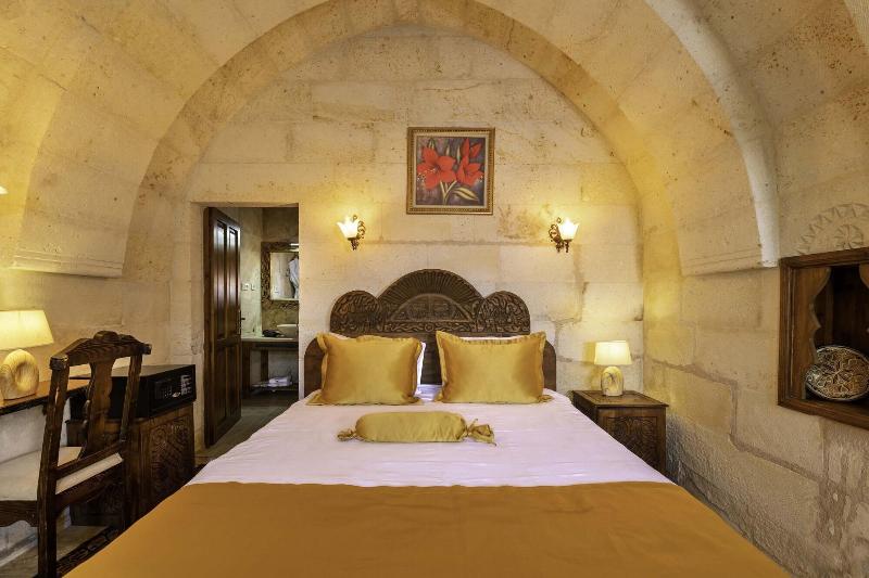 Helen Cave Suites image