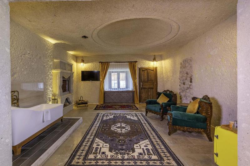 Helen Cave Suites image
