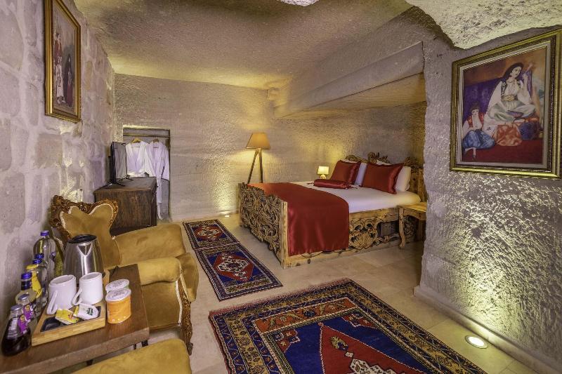 Helen Cave Suites image