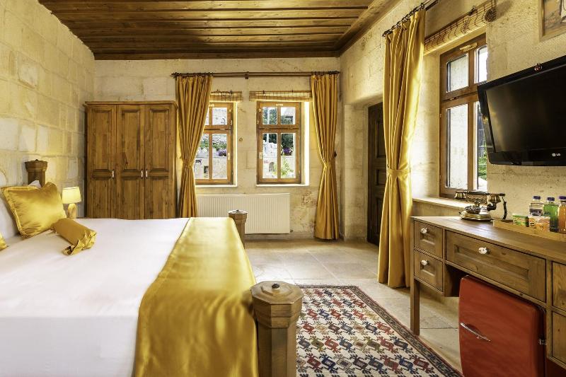 Helen Cave Suites image