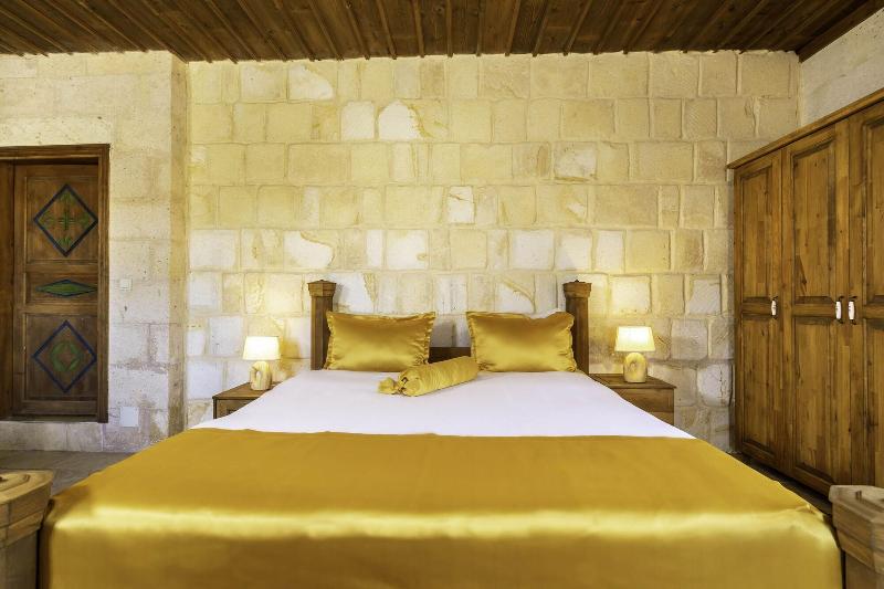 Helen Cave Suites image