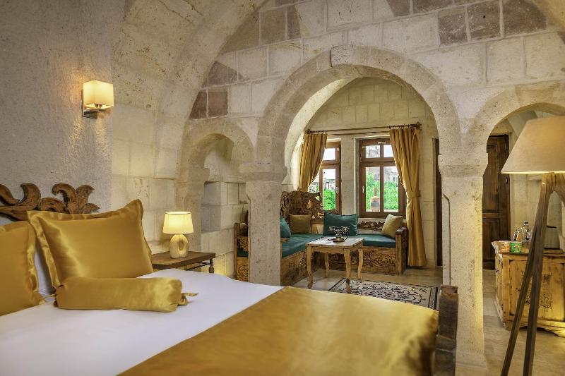 Helen Cave Suites image