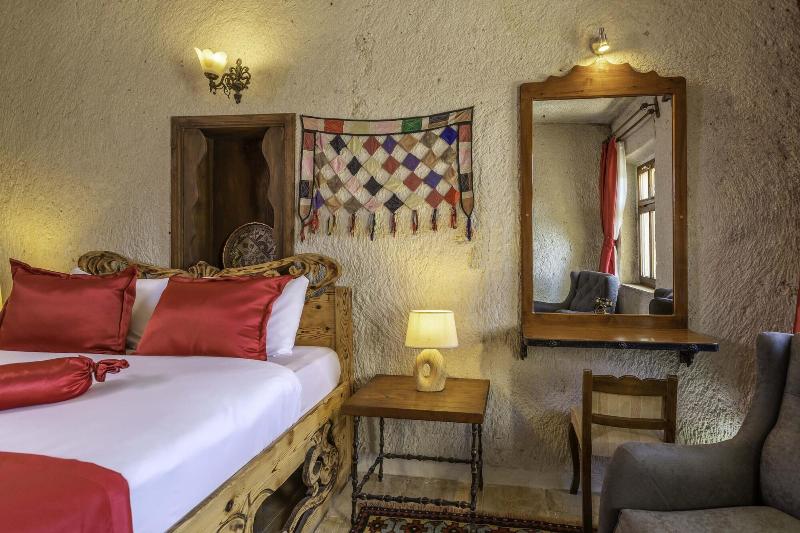 Helen Cave Suites image
