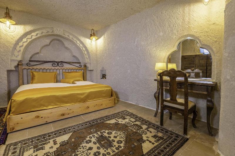 Helen Cave Suites image