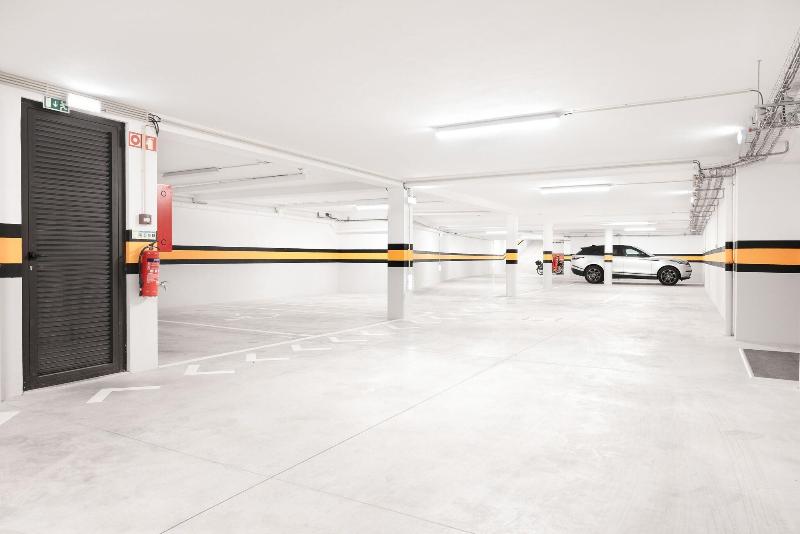 Hotel Bfresh - Pool - Fitness - Padel - By Oporto image