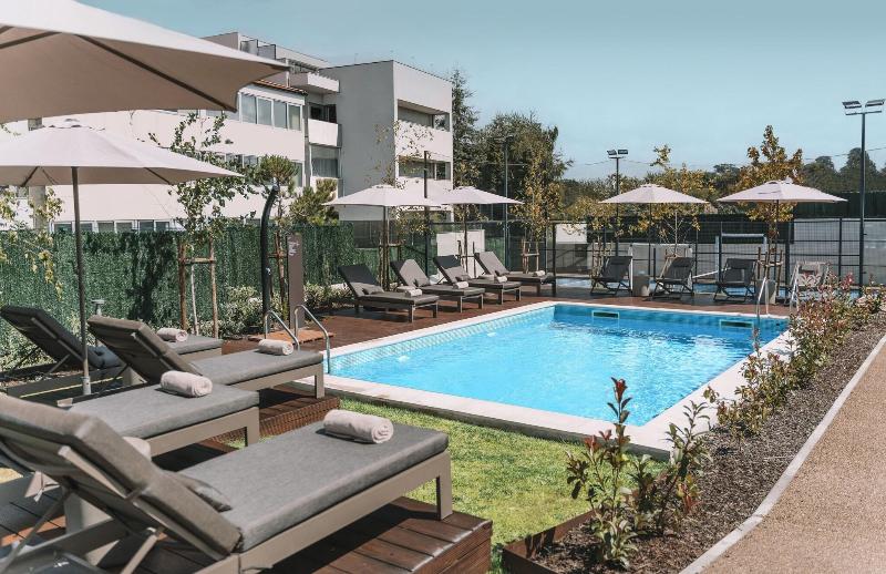 Hotel Bfresh - Pool - Fitness - Padel - By Oporto image