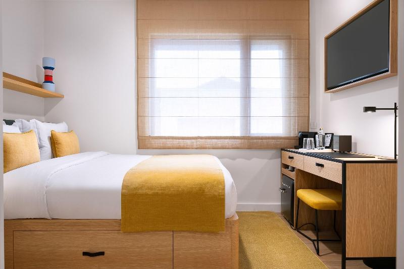 Hotel Bfresh - Pool - Fitness - Padel - By Oporto image