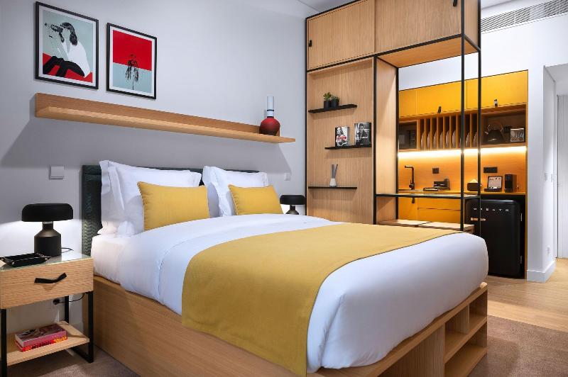 Hotel Bfresh - Pool - Fitness - Padel - By Oporto image
